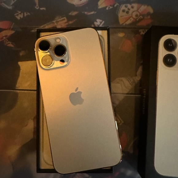 iPhone 13 Pro Max 12gb T mobile - Picture 6 of 7